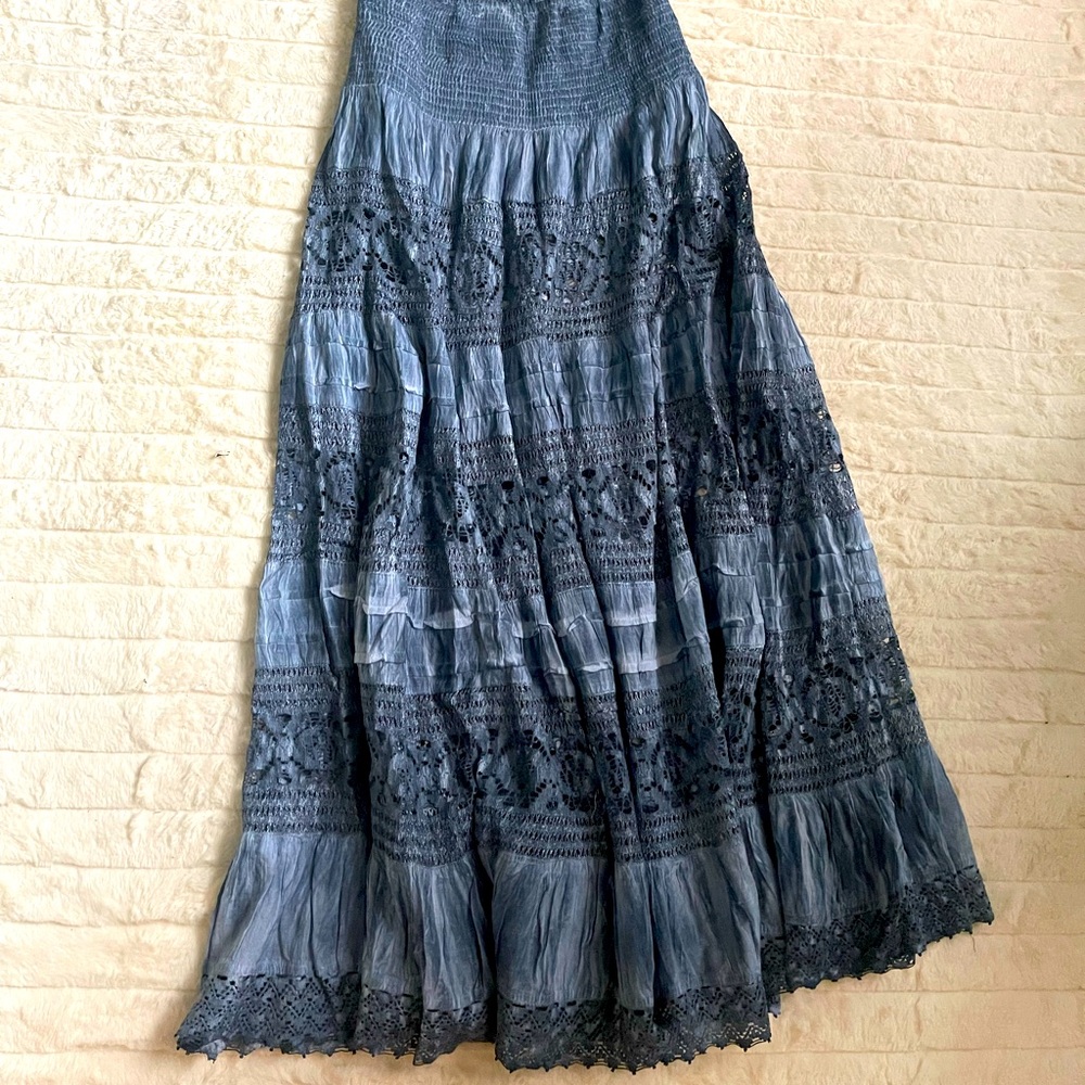 Long skirt, S/M size fits small but medium size as well. Like New.